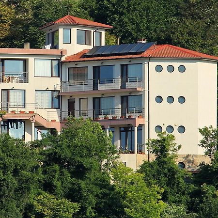 Guest Rooms Sea View Balchik Exterior foto