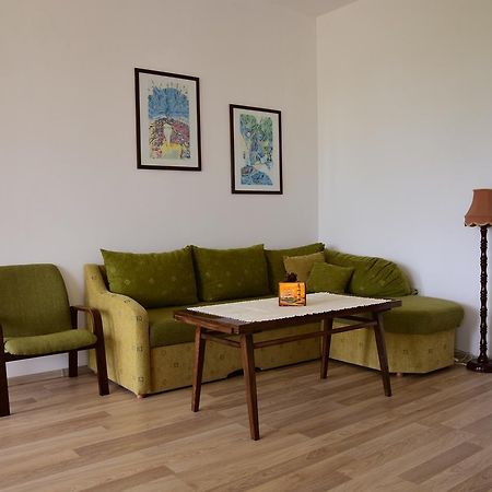 Guest Rooms Sea View Balchik Exterior foto